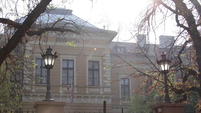 Tužbe zbog spornog Statuta